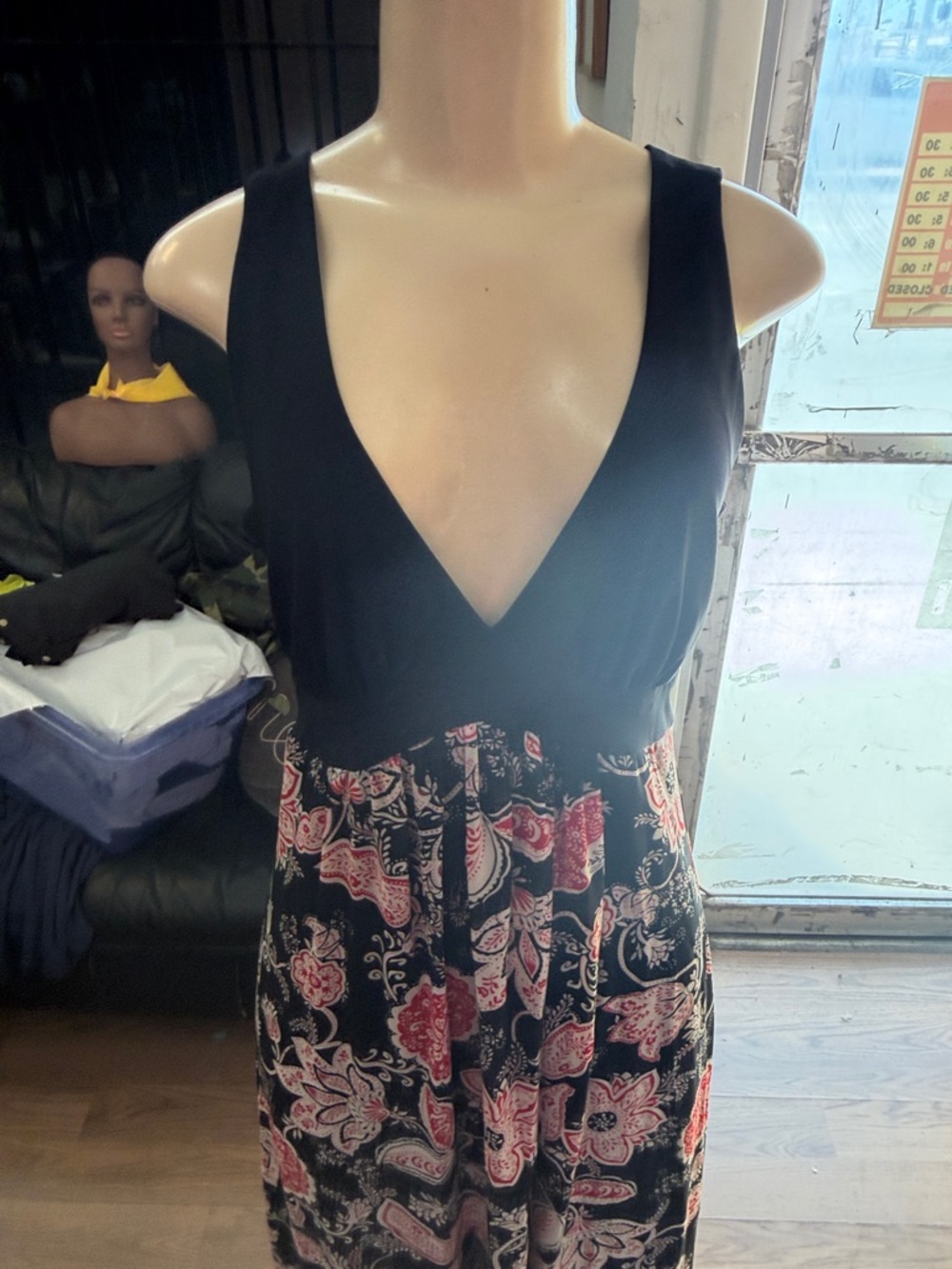 Bisou Bisou Black V-Neck Floral Maxi Dress